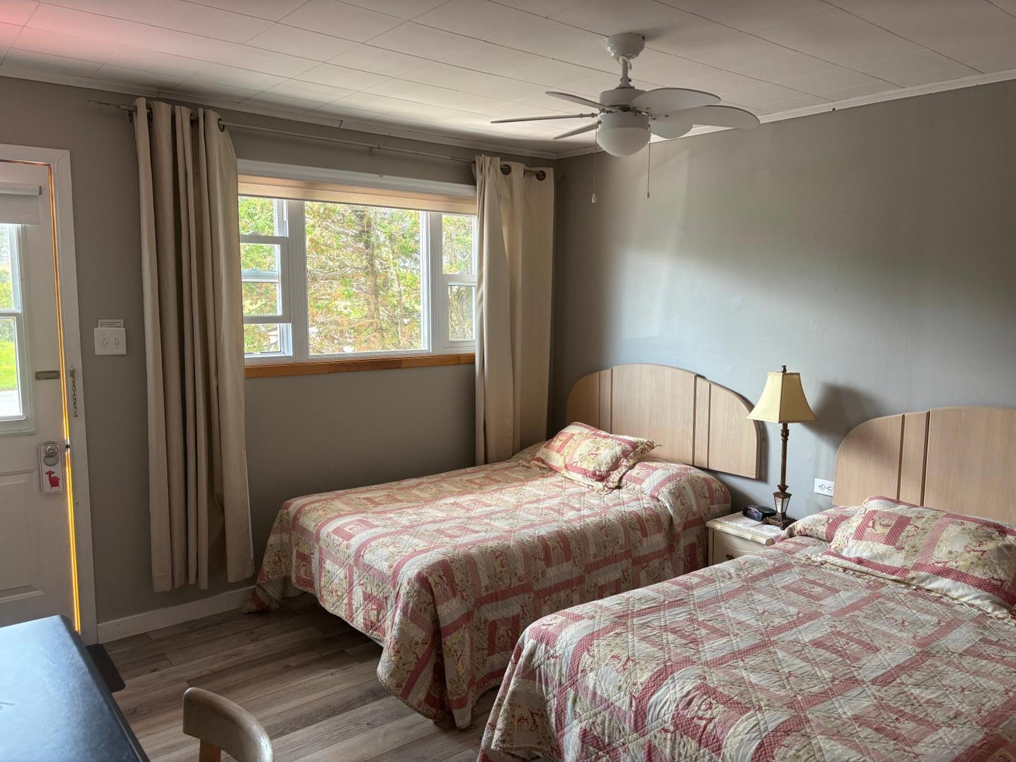 Motel Hotel-Motel Rocher Perce Perce